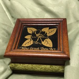 Dunn Music Box